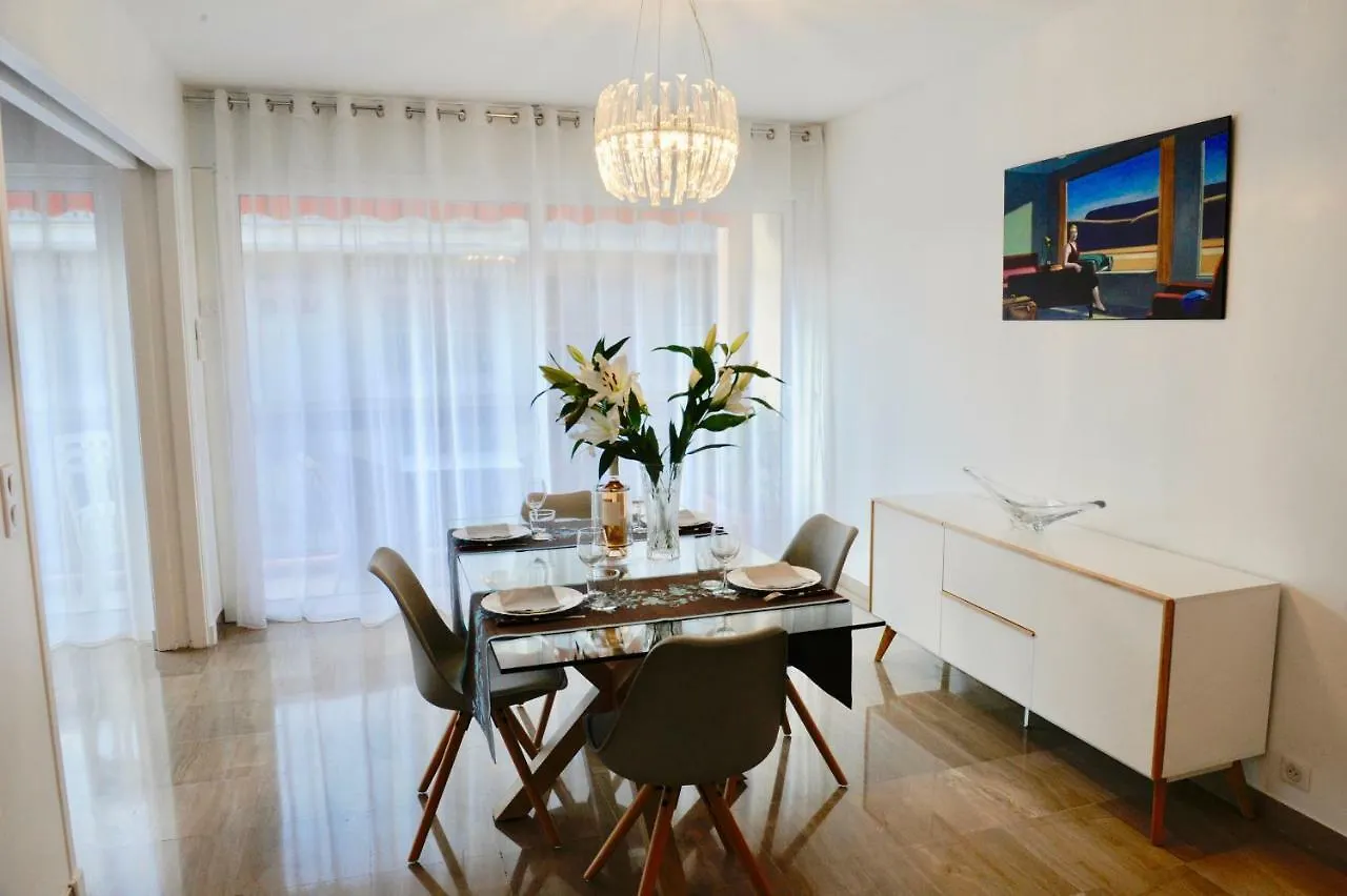 Roi Chevalier Apartment Antibes 0*,